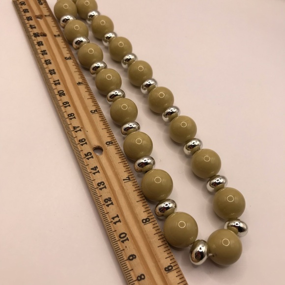 Vintage Tan and Silver-Tone Acrylic Beaded Necklace - Picture 6 of 7